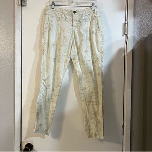 Anthropologie Marrakech Cropped Pants Floral Minimal Cream Granny Core Botanical